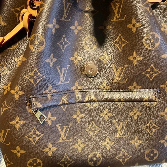 LOUIS VUITTON MONTSOURIS BB BACKPACK - Picture 11 of 13
